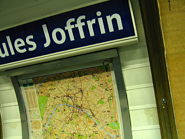 Je descends à Jules Joffrin