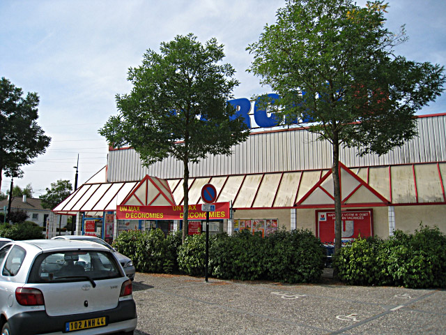 Nous allons à Marché U