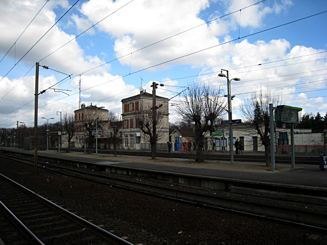 La gare d'Orry la Ville