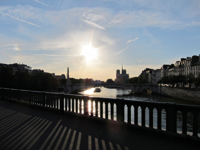 Je traverse la Seine