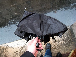 J'ouvre mon parapluie