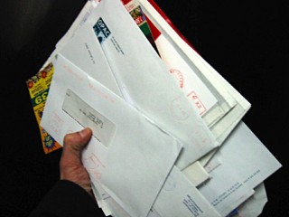 Je récupère le courrier accumulé depuis quelques temps
