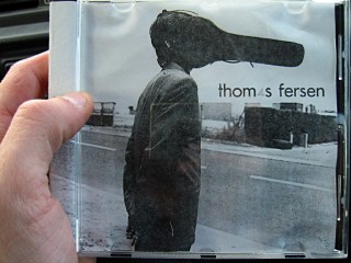 Nous écoutons Thomas Fersen. L'album 4