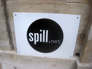 La plaque de Spill