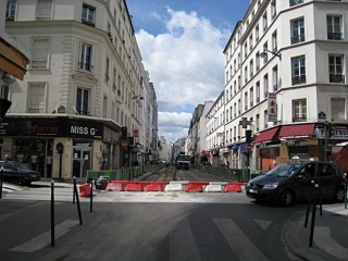 La rue de la Roquette est en travaux