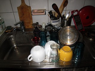 Je fais la vaisselle