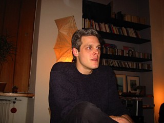 Andrew Russo, un ami pianiste de Nicholas. Christophe fait son site internet