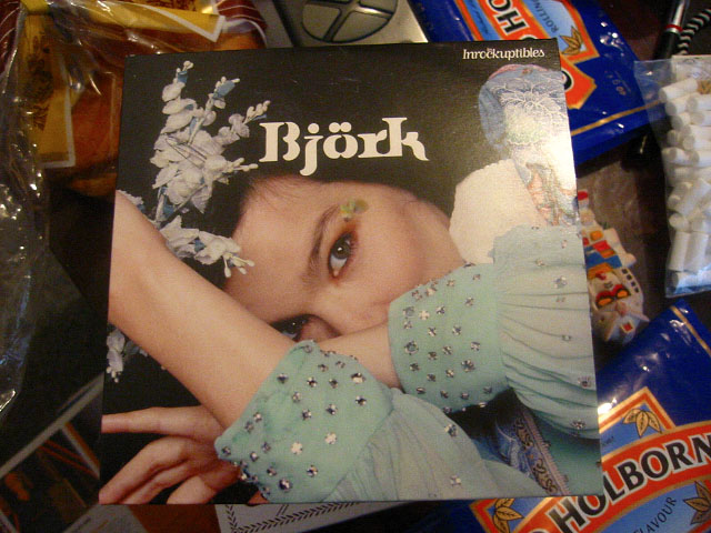 Nous écoutons Bjork