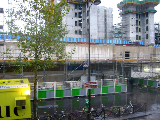 Nous prenons le métro à Bibliothèque François Mitterrand