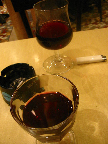 Nous allons boire un verre