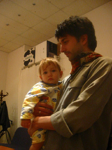 Nicholas est là avec son fiston