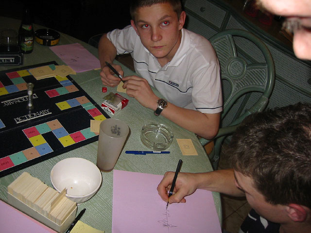 Nous jouons au pictionary