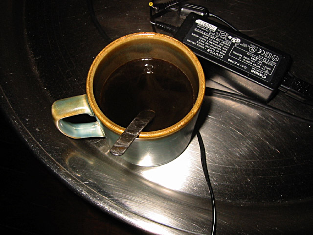 Je bois du café