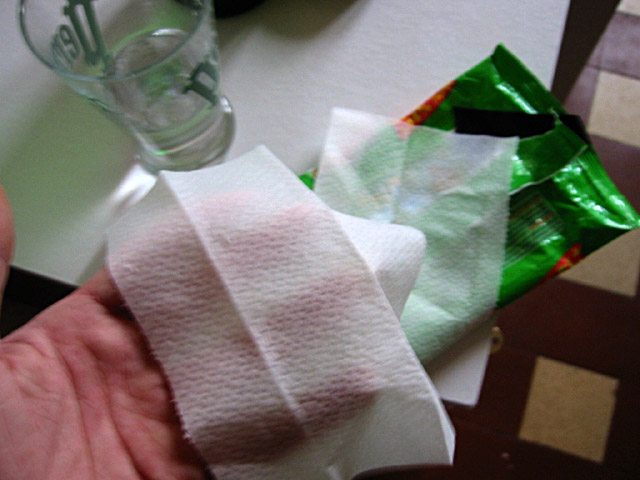 Je sors mes lingettes