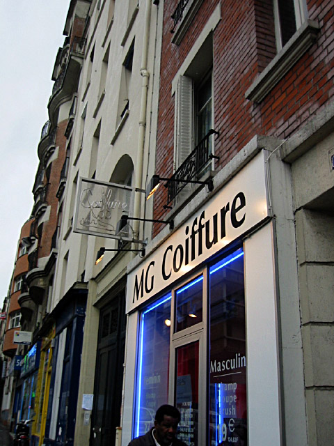 Je vais chez le coiffeur