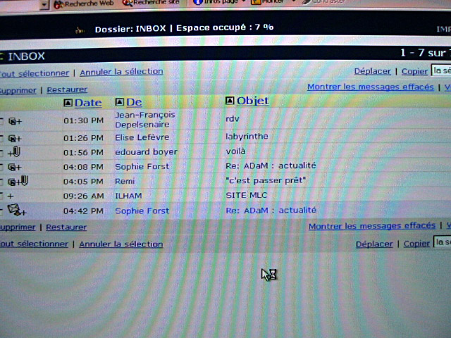 Je lis mes emails