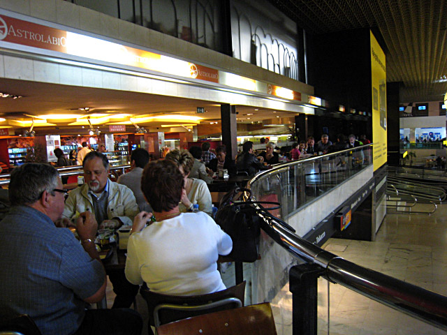 Nous allons dans un restaurant