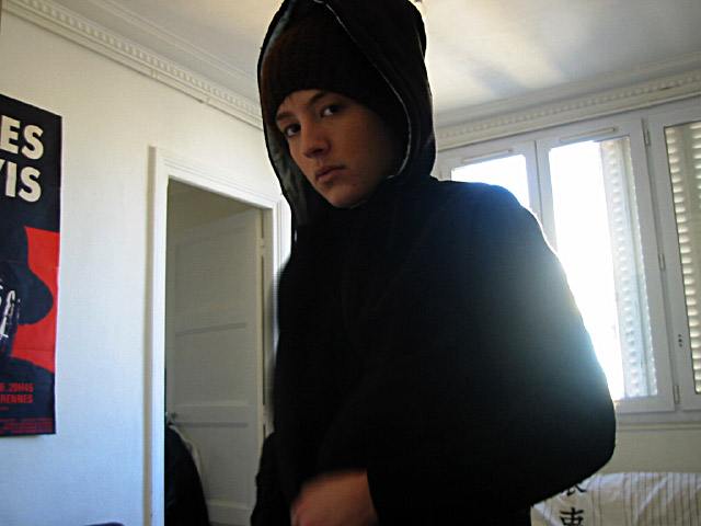 Justine arrive