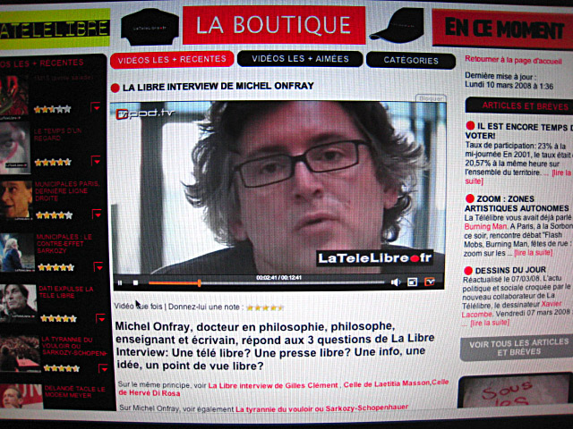 Je regarde une interview de Michel Onfray