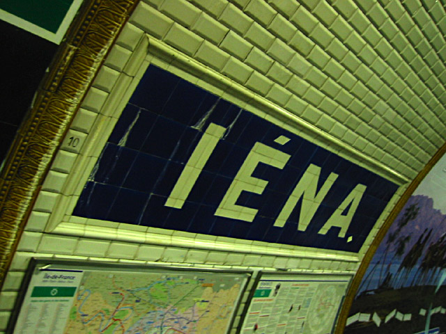 Nous descendons à Iéna