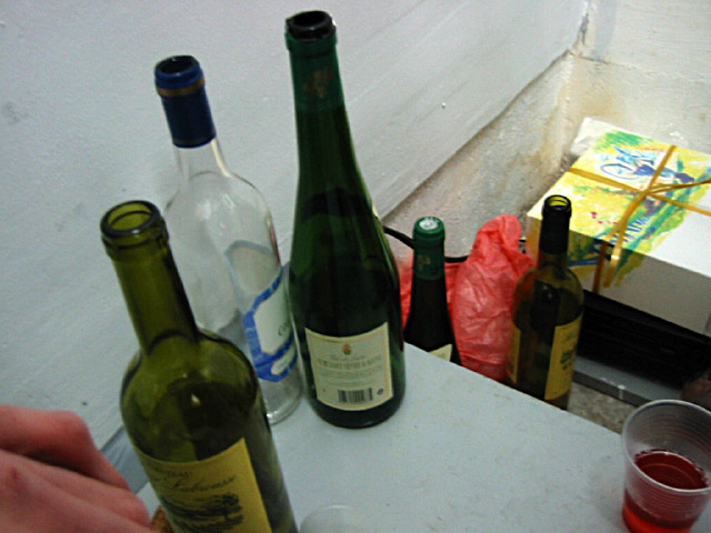 Je vais au bar boire un coup