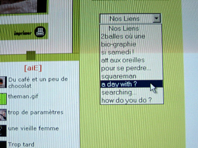 Elle me montre son travail