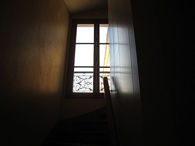Je monte les escaliers