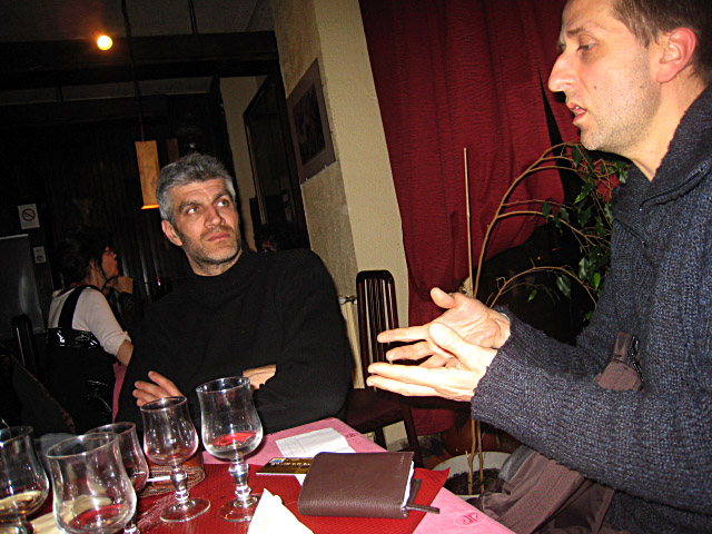 Nous discutons photo