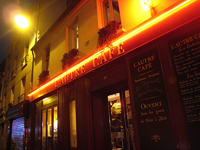 Nous allons à l'Autre Café