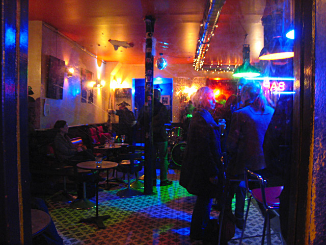 L'intérieur du bar