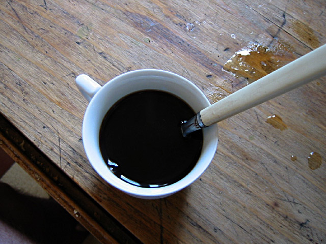 Je bois un café