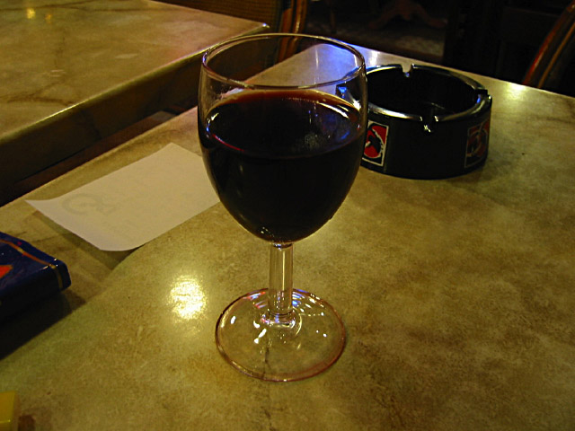 Je bois du vin