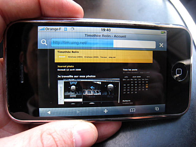 Je regarde mon site sur l'Iphone de Julie