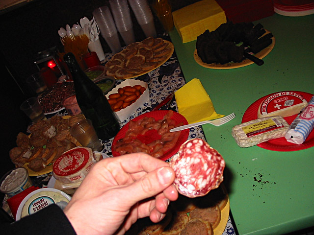 Je mange un peu