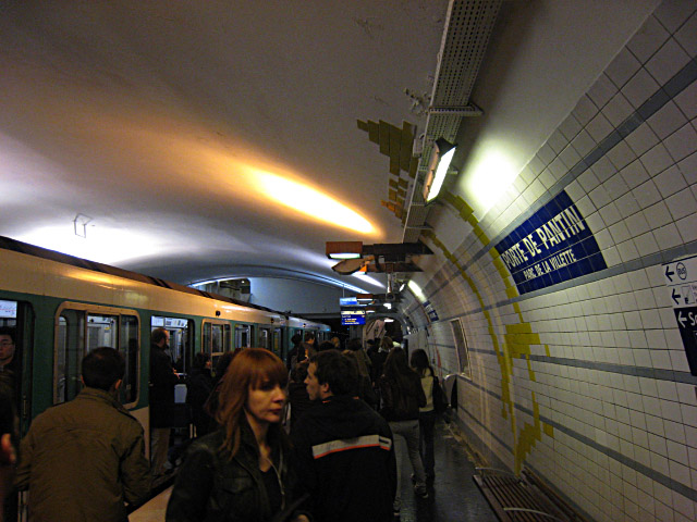 Nous descendons à Porte de Pantin
