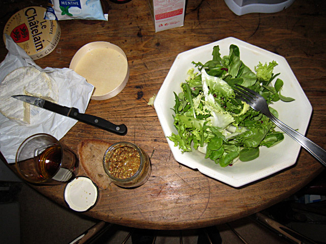 Je prépare à manger