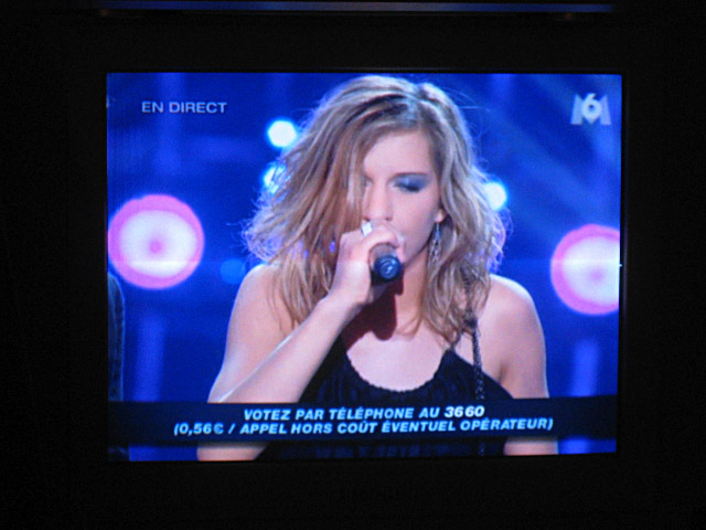 Je regarde une merde à la télévision