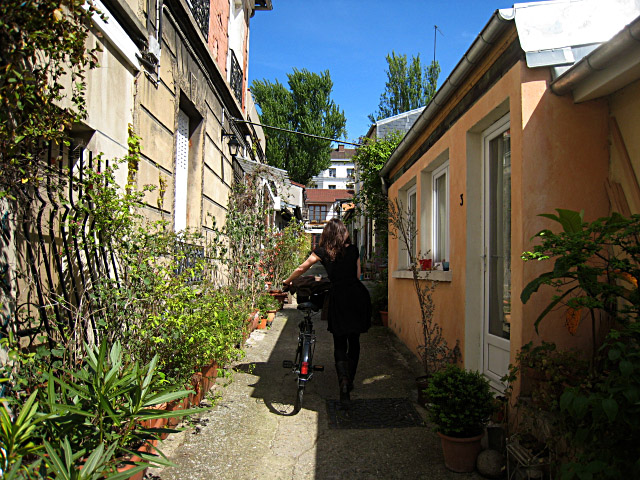 Nous arrivons chez Marjolaine
