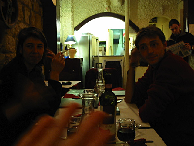 Nous allons dîner