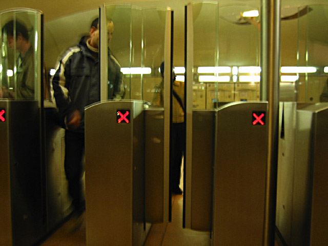 Nous prenons le métro