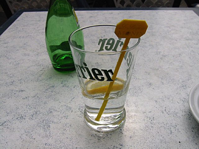 Je bois du perrier