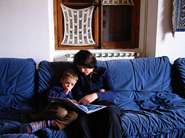 Sabine continue sa lecture avec Lubin
