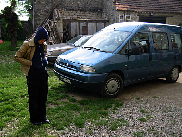 Nous repartons en voiture