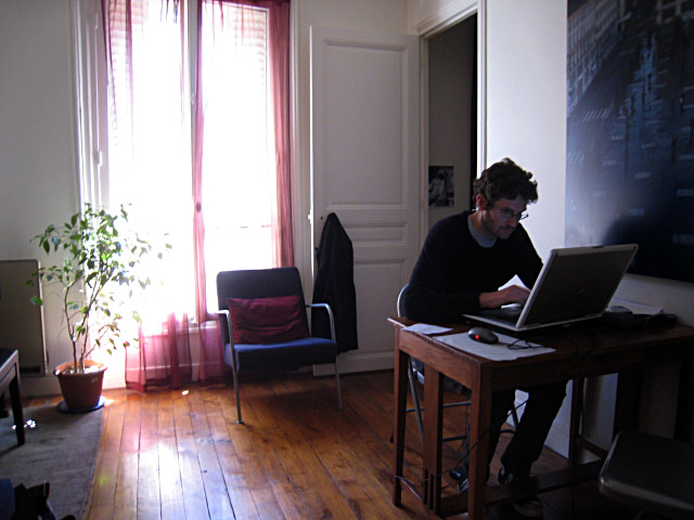 Nous travaillons