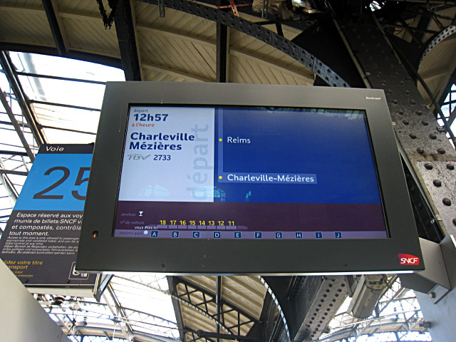 Nous allons vers notre train