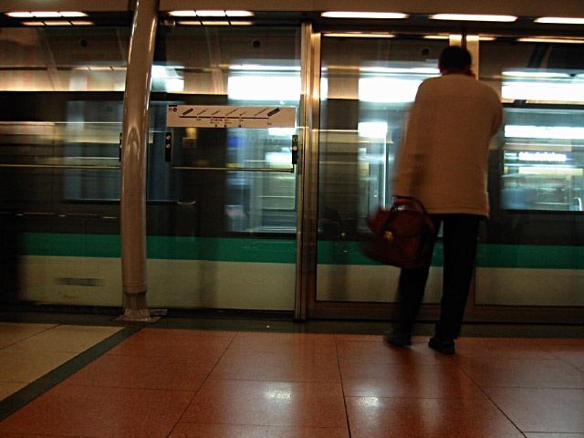 J'attends le métro