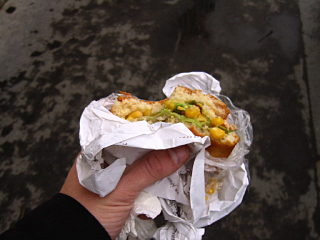 Je mange