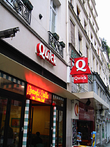 J'achète à mange au Quick