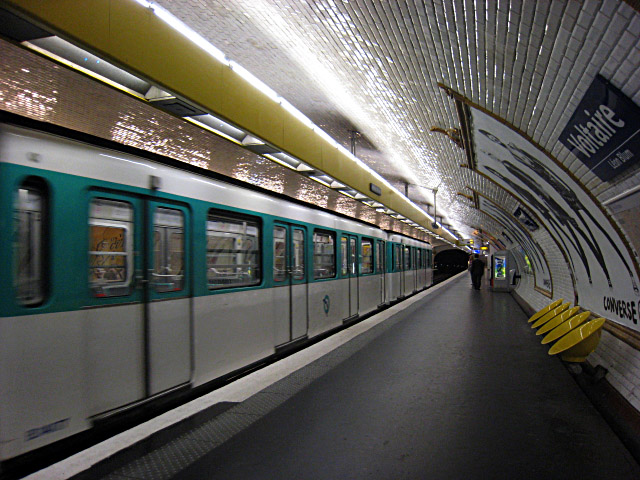 Une rame arrive