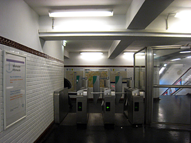 Je prends le métro